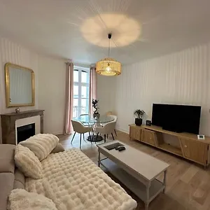 t4-centre-ville.hotels-rhonealpes.com/